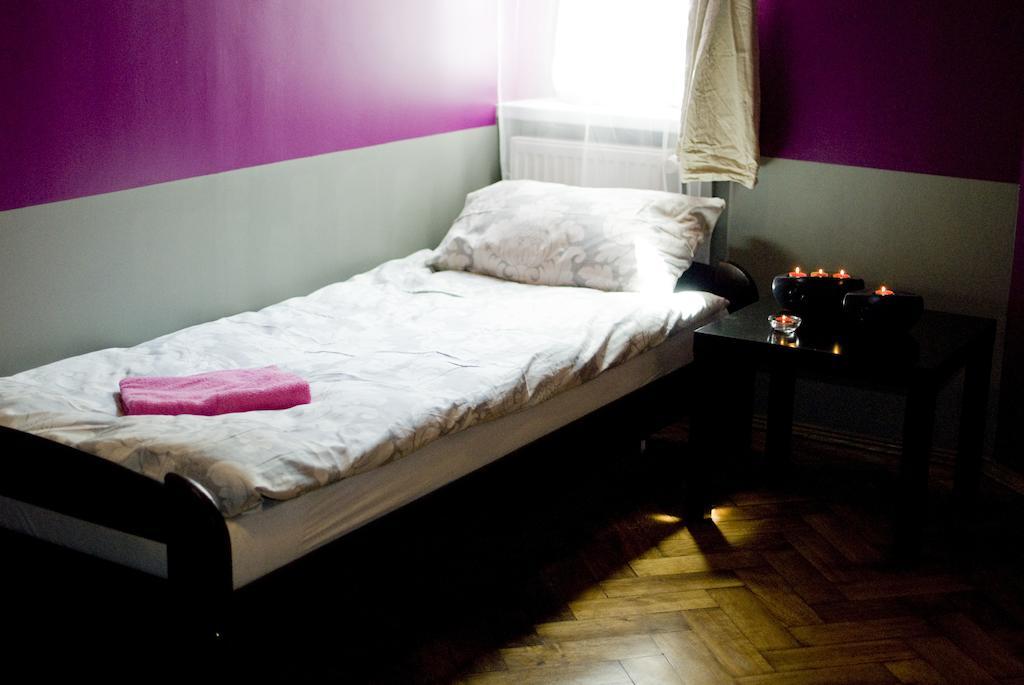 Smocza Jama Hostel Krakow Bagian luar foto